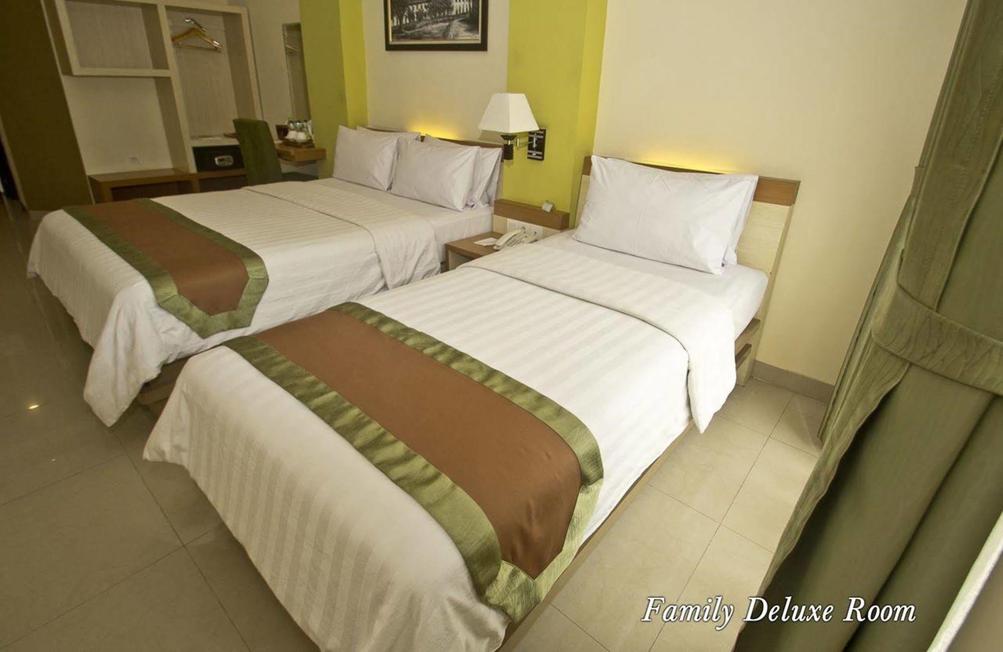 De Batara Hotel Bandung Exterior foto